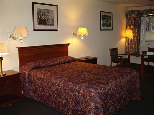 Budget Motor Inn- Stony Point Экстерьер фото